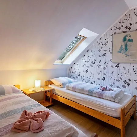 Ferienwohnung Frischauf 2 *